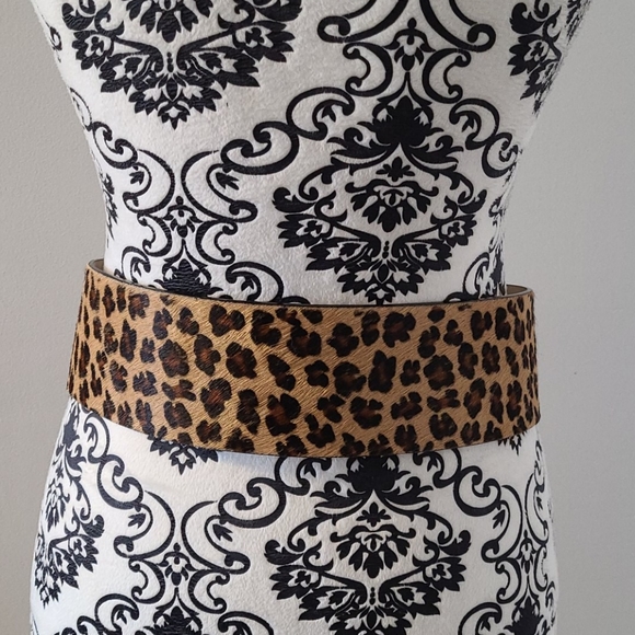 Worth leather pony hair belt gold tone hardware. Size small. - Picture 3 of 11